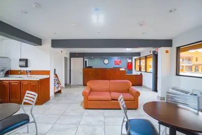Photo 5 - OYO Hotel Kingsville Hwy 77