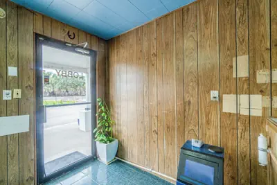 Photo 4 - OYO Budget Inn Falfurrias Hwy 281