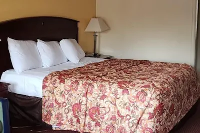 Photo 3 - Superlodge