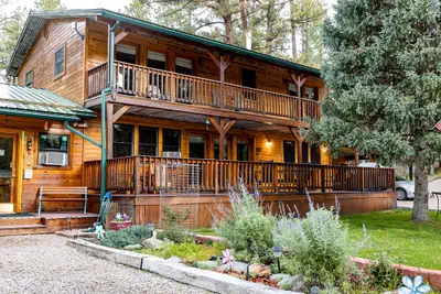 Photo 4 - Ruidoso Lodge Cabins