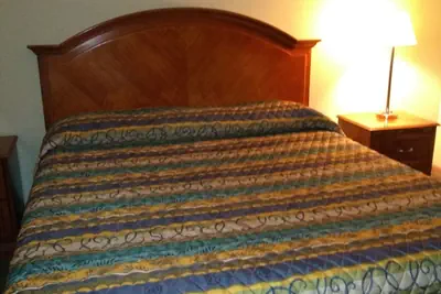 Photo 5 - Red Carpet Inn