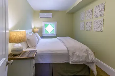 Photo 4 - Pioneer House - North Suite