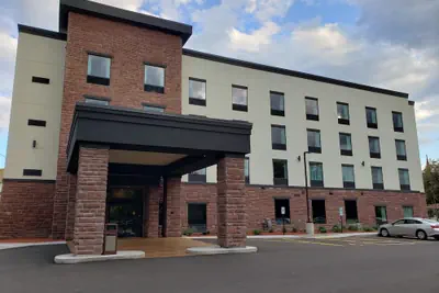 Photo 2 - Cobblestone Hotel and Suites Janesville