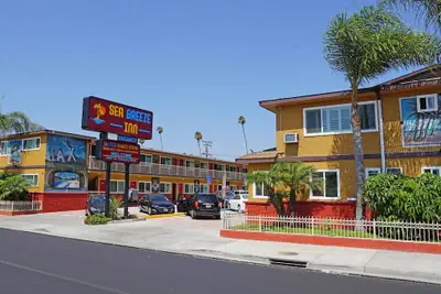 Photo 2 - Sea Breeze Inn - LAX Airport, Los Angeles