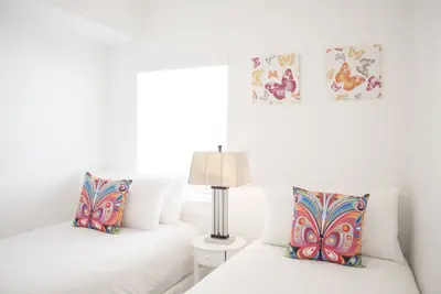 Photo 3 - Sobe Lux