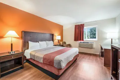 Photo 5 - Motel 6 Tinton Falls, NJ – Neptune