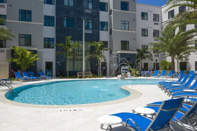 Photo 2 - Staybridge Suites Naples – Marco Island by IHG