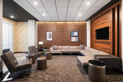 Photo 4 - City Express by Marriott Denver Airport