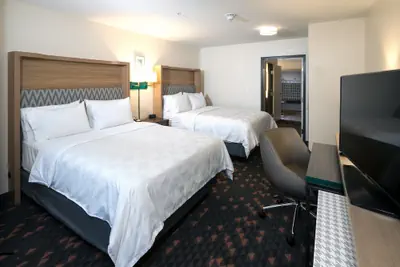 Photo 5 - Holiday Inn Kalamazoo West by IHG