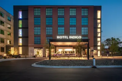 Photo 2 - Hotel Indigo Madison Downtown by IHG