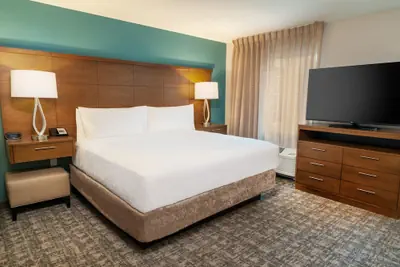 Photo 3 - Staybridge Suites Newark - Fremont by IHG
