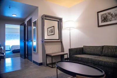 Photo 4 - Holiday Inn & Suites Savannah Airport - Pooler by IHG
