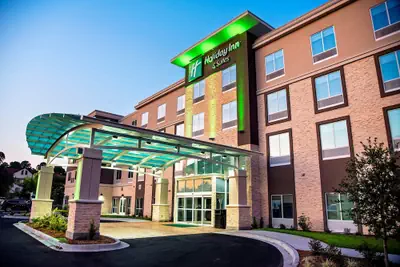 Photo 2 - Holiday Inn & Suites Savannah Airport - Pooler by IHG