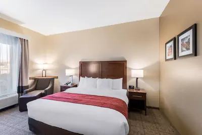 Photo 2 - Comfort Inn & Suites Zion Park Area