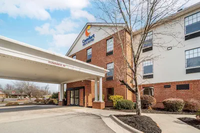 Photo 2 - Comfort Inn & Suites Lexington South