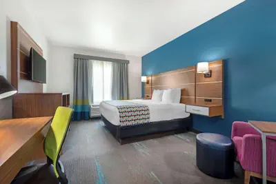 Photo 5 - Best Western Plus Medical Center