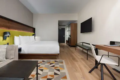 Photo 4 - Hyatt Centric Mountain View