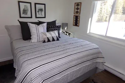 Photo 5 - Blue River Condos 3 Bed 2 Bath