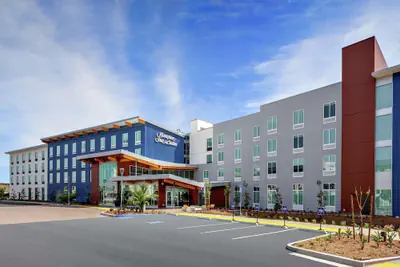 Photo 2 - Hampton Inn & Suites San Diego Airport Liberty Station