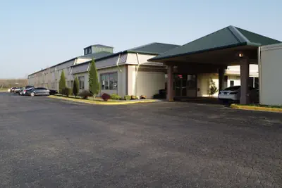 Photo 2 - USA Inn Junction City Near Fort Riley