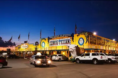 Photo 2 - The Big Texan Motel