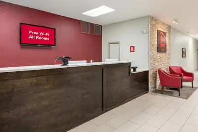 Photo 4 - Red Roof Inn Temple