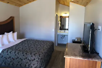 Photo 4 - Red Canyon Cabins