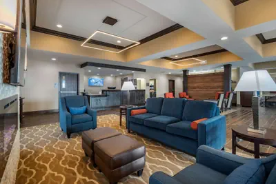 Photo 5 - Comfort Inn & Suites Cedar Rapids CID Eastern Iowa Airport