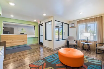 Photo 4 - WoodSpring Suites Davenport Quad Cities