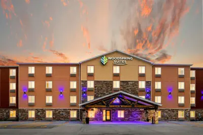 Photo 2 - WoodSpring Suites Davenport Quad Cities