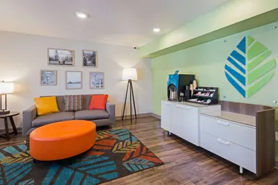 Photo 5 - WoodSpring Suites Davenport Quad Cities