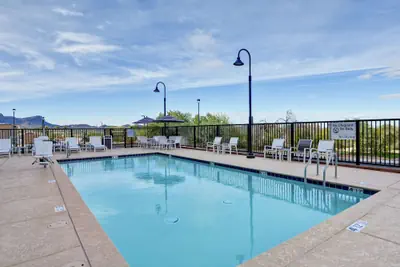 Photo 2 - Hampton Inn & Suites Tucson Marana