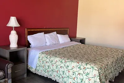 Photo 5 - Motel 6 Williamston, NC – Highway 17