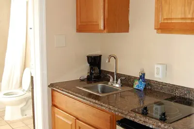 Photo 4 - ANS Inn & Suites