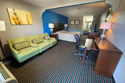 Photo 2 - Magnuson Hotel Marietta