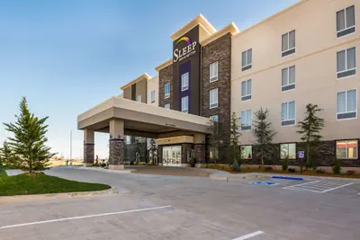 Photo 2 - Sleep Inn & Suites Yukon Oklahoma City