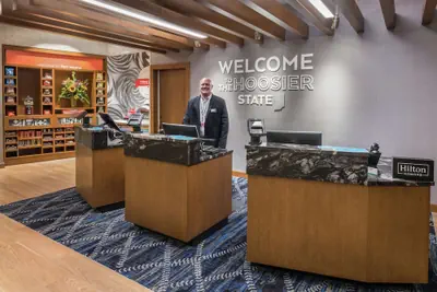 Photo 4 - Hampton Inn & Suites Fort Wayne Downtown