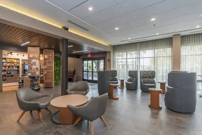 Photo 3 - Courtyard by Marriott West Springfield