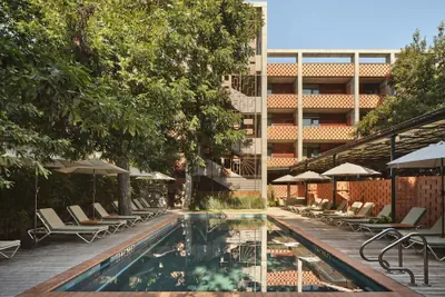 Photo 2 - The Carpenter Hotel