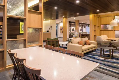 Photo 4 - Fairfield Inn & Suites by Marriott Fort Worth Southwest at Cityview