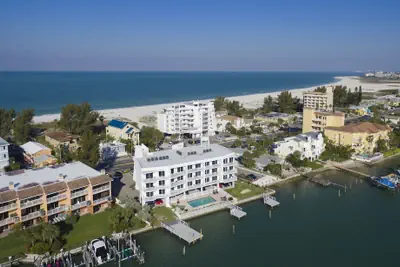 Photo 2 - Provident Oceana Beachfront Suites
