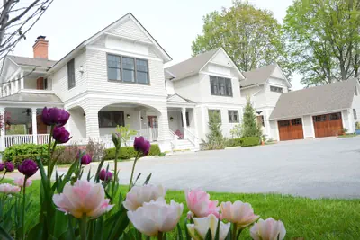 Photo 2 - The Springwater B&B