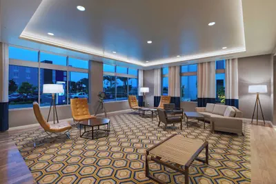 Photo 3 - TownePlace Suites by Marriott San Diego Airport/Liberty Station