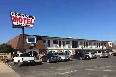 Photo 2 - Downtown Motel