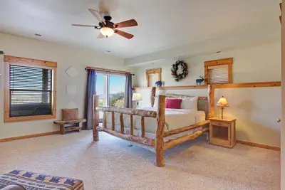 Photo 5 - Mount Enentah 37 2 Bedroom Condo by RedAwning