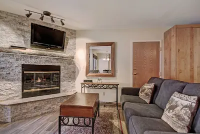 Photo 3 - Spacious  In The Heart Of Breckenridge Studio Condo by RedAwning
