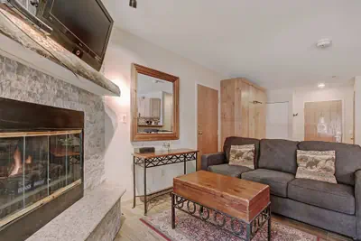 Photo 4 - Spacious  In The Heart Of Breckenridge Studio Condo by RedAwning
