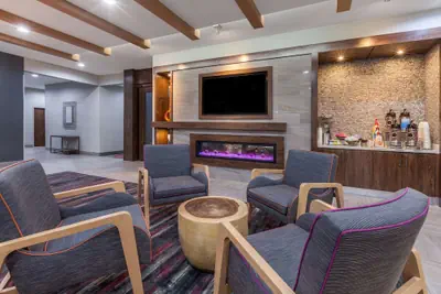 Photo 3 - La Quinta Inn & Suites by Wyndham Houston East at Sheldon Rd