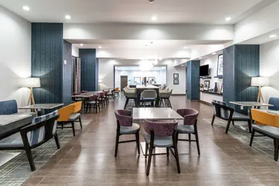 Photo 2 - Hampton Inn Locust Grove