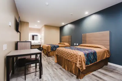 Photo 5 - Budget Host Inn and Suites